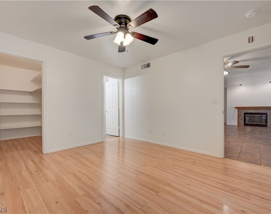701 Capri Drive - Photo Thumbnail 24