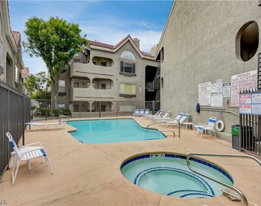 701 Capri Drive - Photo Thumbnail 43
