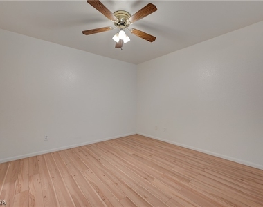 701 Capri Drive - Photo Thumbnail 30