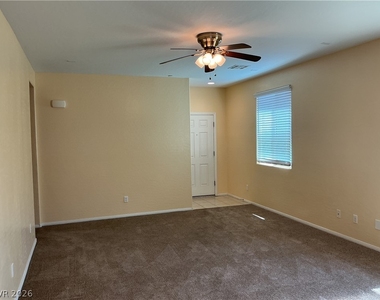739 Crest Valley Place - Photo Thumbnail 9