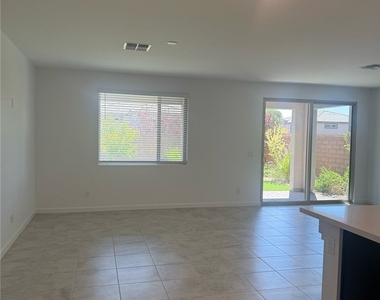 4146 Royal Melody Court - Photo Thumbnail 8