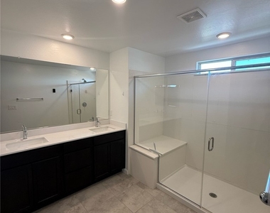 4146 Royal Melody Court - Photo Thumbnail 20