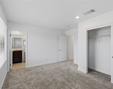 4146 Royal Melody Court - Photo Thumbnail 21