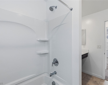 4146 Royal Melody Court - Photo Thumbnail 19
