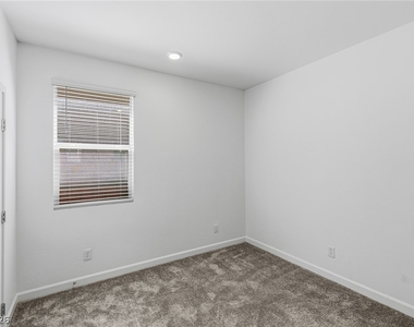 4146 Royal Melody Court - Photo Thumbnail 27