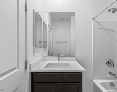 4146 Royal Melody Court - Photo Thumbnail 28