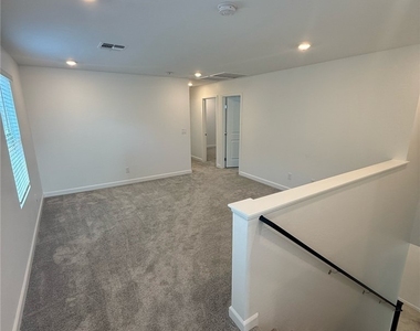 4146 Royal Melody Court - Photo Thumbnail 23