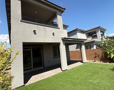 4146 Royal Melody Court - Photo Thumbnail 14