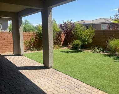 4146 Royal Melody Court - Photo Thumbnail 11