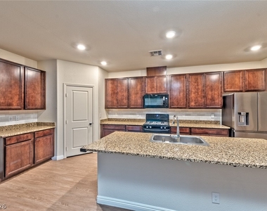 863 Elmstone Place - Photo Thumbnail 4