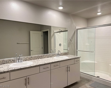 7521 Dragonfruit Avenue - Photo Thumbnail 14