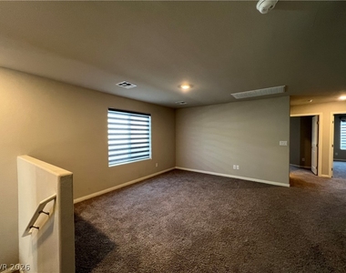 7521 Dragonfruit Avenue - Photo Thumbnail 11