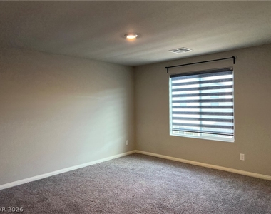 7521 Dragonfruit Avenue - Photo Thumbnail 16