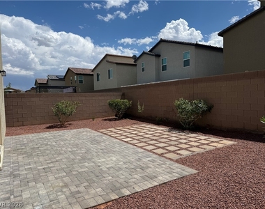 7521 Dragonfruit Avenue - Photo Thumbnail 21
