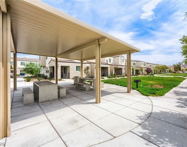 3509 Golden Chariot Avenue - Photo Thumbnail 22