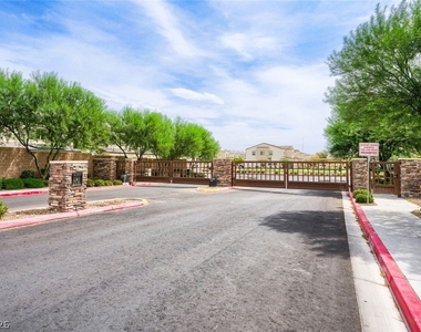 3509 Golden Chariot Avenue - Photo Thumbnail 24