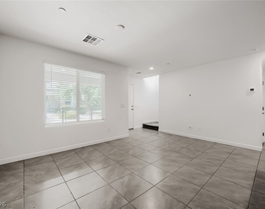 3509 Golden Chariot Avenue - Photo Thumbnail 5
