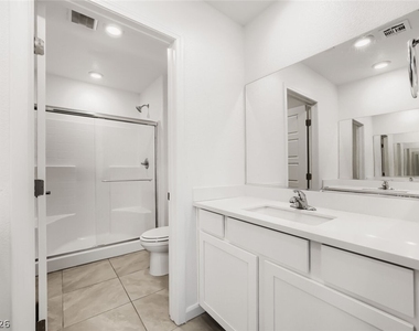 3509 Golden Chariot Avenue - Photo Thumbnail 14
