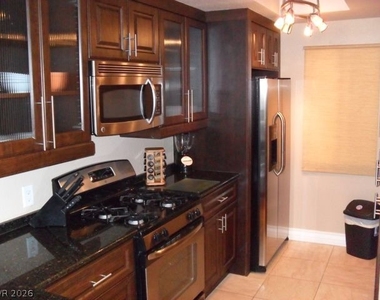 220 E Flamingo Road - Photo Thumbnail 4