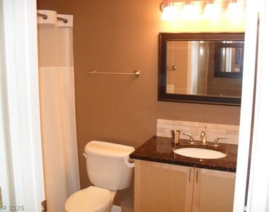 260 E Flamingo Road - Photo Thumbnail 7