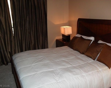 260 E Flamingo Road - Photo Thumbnail 9