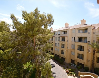 230 E Flamingo Road - Photo Thumbnail 19