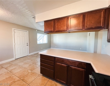 445 N 14th Street - Photo Thumbnail 27
