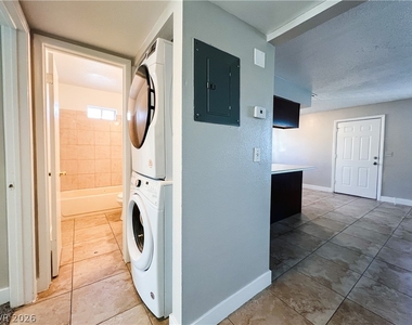 445 N 14th Street - Photo Thumbnail 41