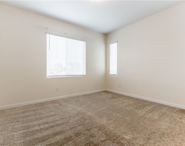965 Nevada State Drive - Photo Thumbnail 6