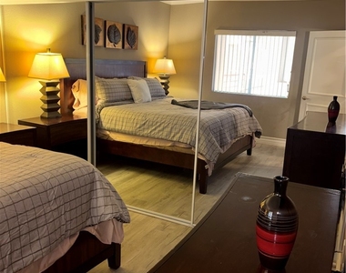 220 Flamingo Road - Photo Thumbnail 29