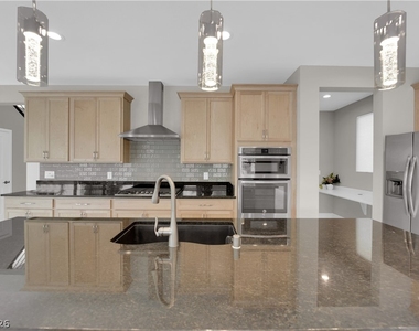 10254 Kesington Drive - Photo Thumbnail 37