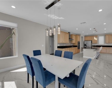 10254 Kesington Drive - Photo Thumbnail 34