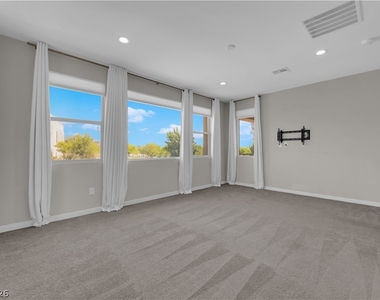 10254 Kesington Drive - Photo Thumbnail 21