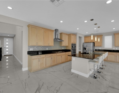 10254 Kesington Drive - Photo Thumbnail 35