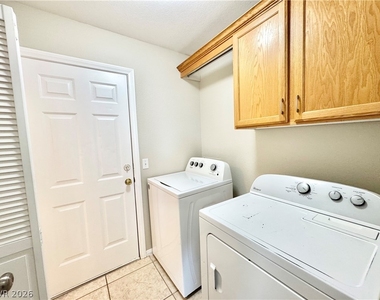 2281 S Zuni Avenue - Photo Thumbnail 16