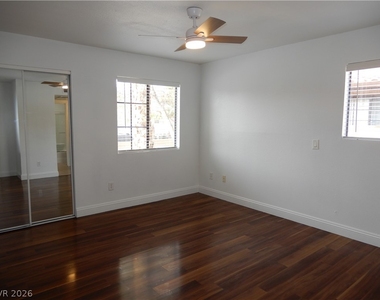 5122 S Jones Boulevard - Photo Thumbnail 6