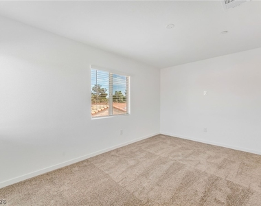 2204 Abraham Avenue - Photo Thumbnail 19