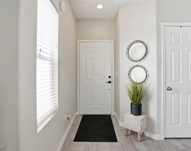 7000 Dillseed Drive - Photo Thumbnail 6