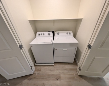 6957 Stafford Hill Street - Photo Thumbnail 13