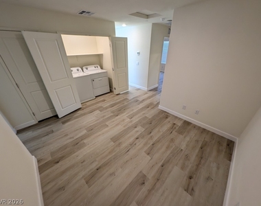 6957 Stafford Hill Street - Photo Thumbnail 12
