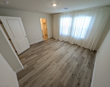 6957 Stafford Hill Street - Photo Thumbnail 14