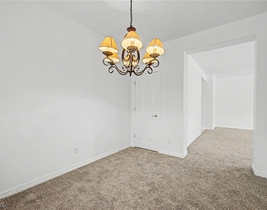 2608 Romarin Terrace - Photo Thumbnail 6
