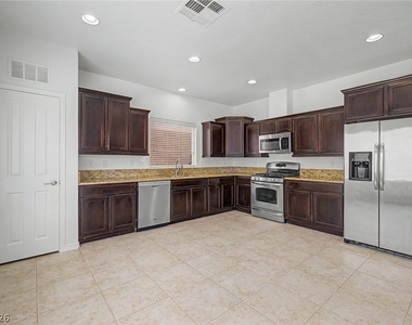2608 Romarin Terrace - Photo Thumbnail 9