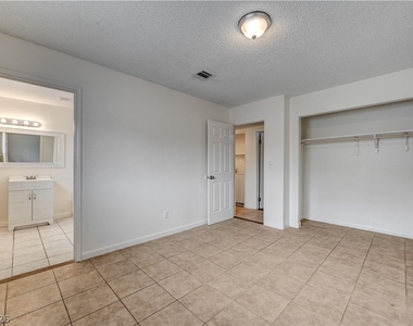 1832 Goldfield Street - Photo Thumbnail 11