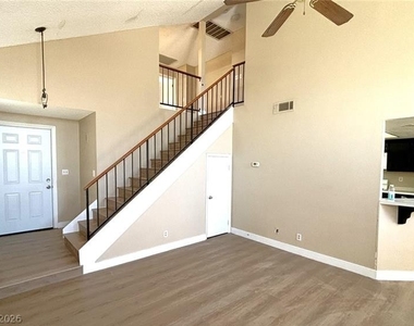 7013 Brown Derby Circle - Photo Thumbnail 3