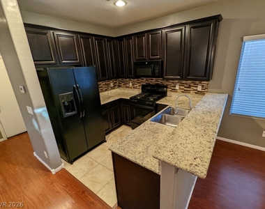 7760 Floral Fabric Court - Photo Thumbnail 48