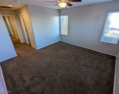 7760 Floral Fabric Court - Photo Thumbnail 25