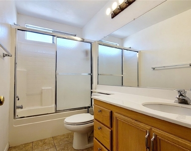 8344 Golden Cypress Avenue - Photo Thumbnail 16