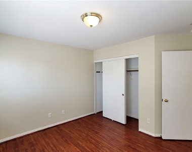 8344 Golden Cypress Avenue - Photo Thumbnail 13