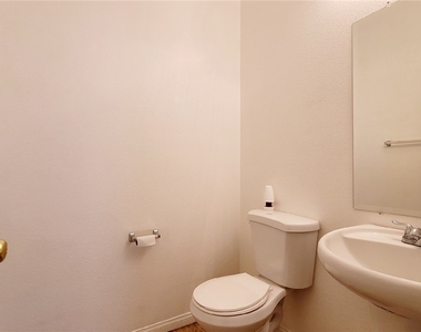 8344 Golden Cypress Avenue - Photo Thumbnail 10